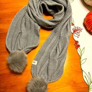 UGG Pom Pom scarf